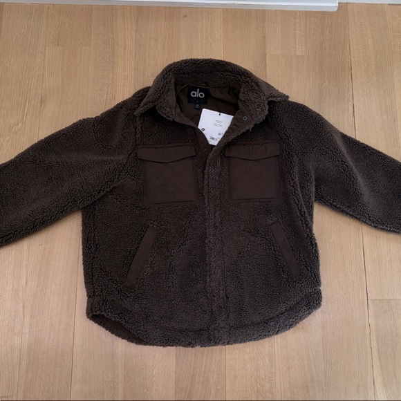 ALO Yoga Dark Brown Sherpa Jacket - Picture 2 of 6